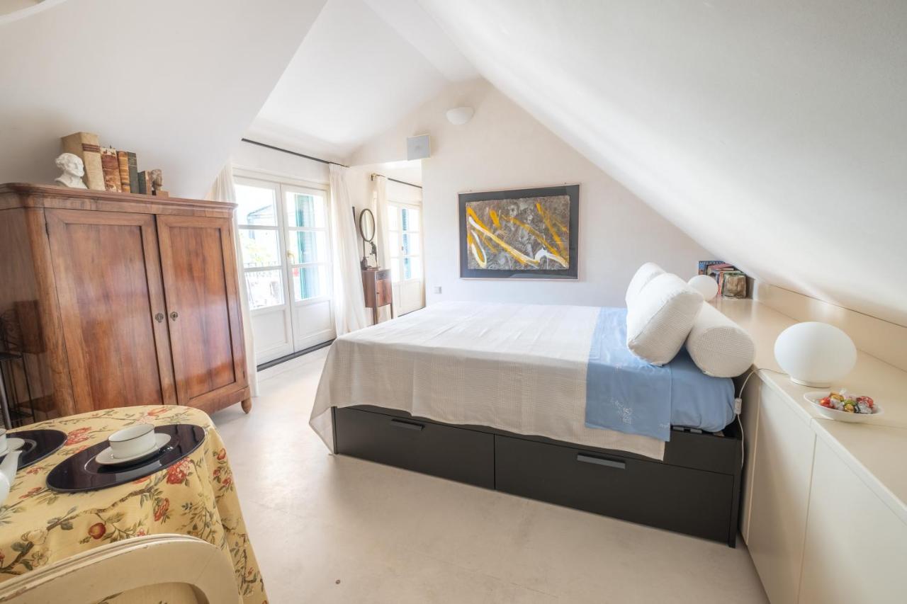Attico Palazzo Giustiniani Bed and Breakfast Genua Buitenkant foto